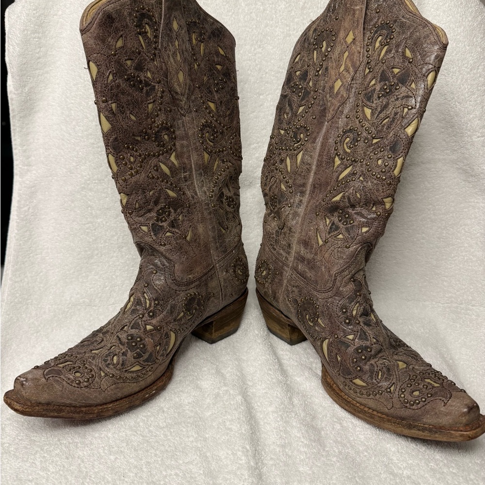 Corral Brown Embroidered Boots - image 3